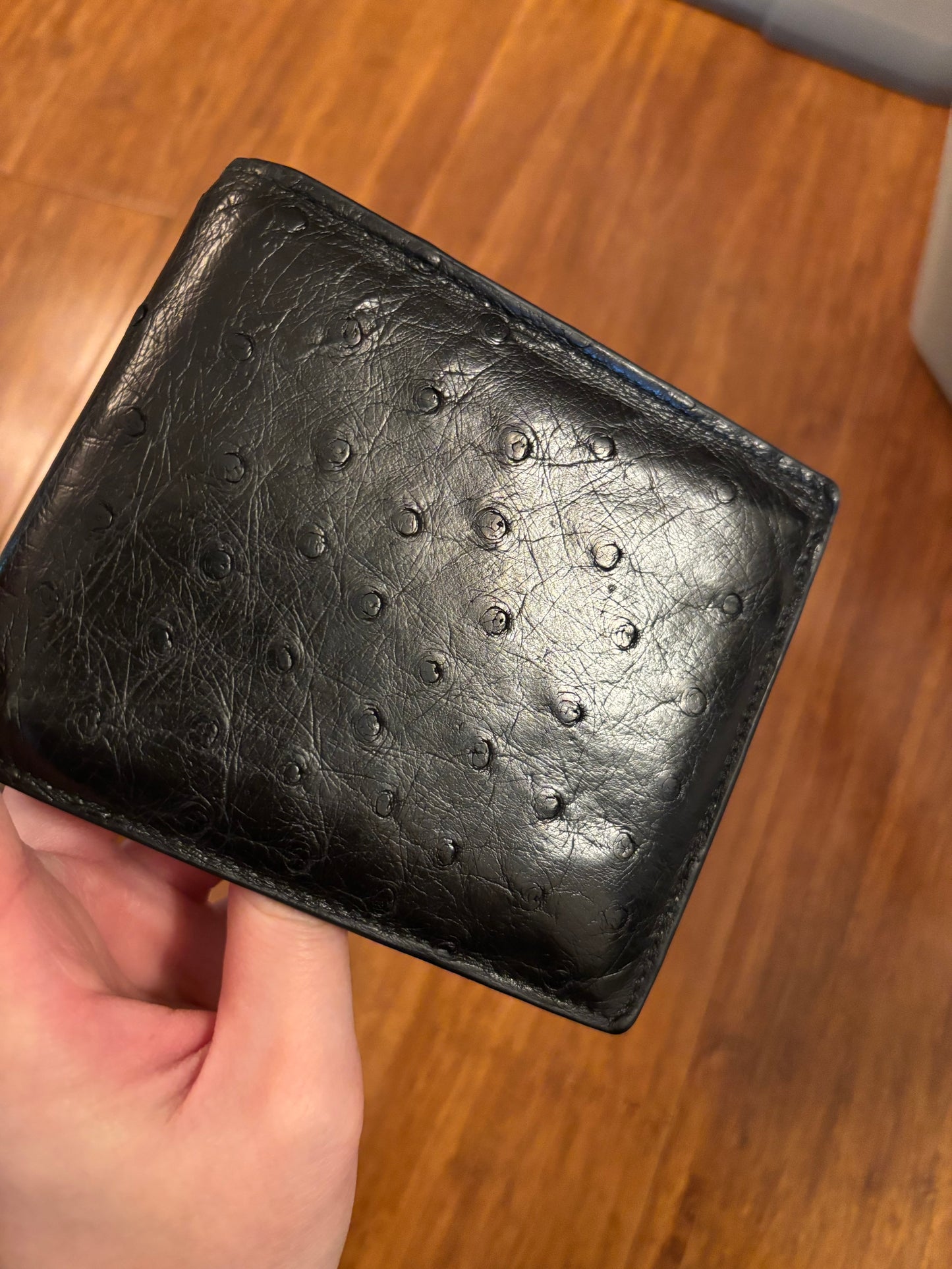 Mens Bottega Ostrich Leather Bi-fold wallet in Black