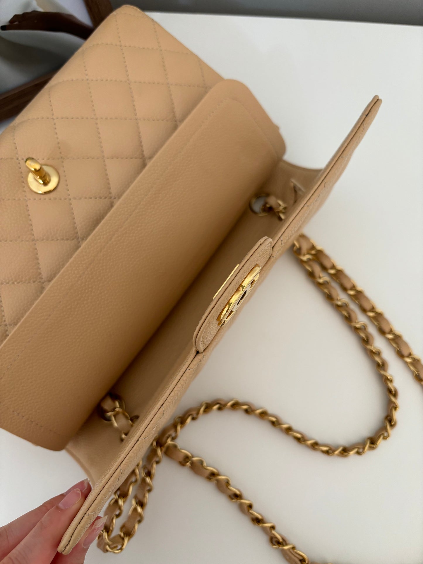 Chanel Medium Classic Flap in Caviar Beige Claire GHW